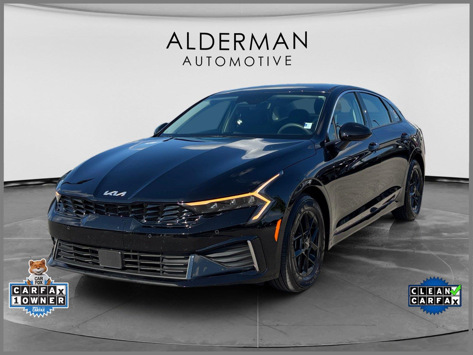 Aurora Black Pearl 2025 Kia K5 Sedan Front-Wheel Drive 8-Speed Automatic