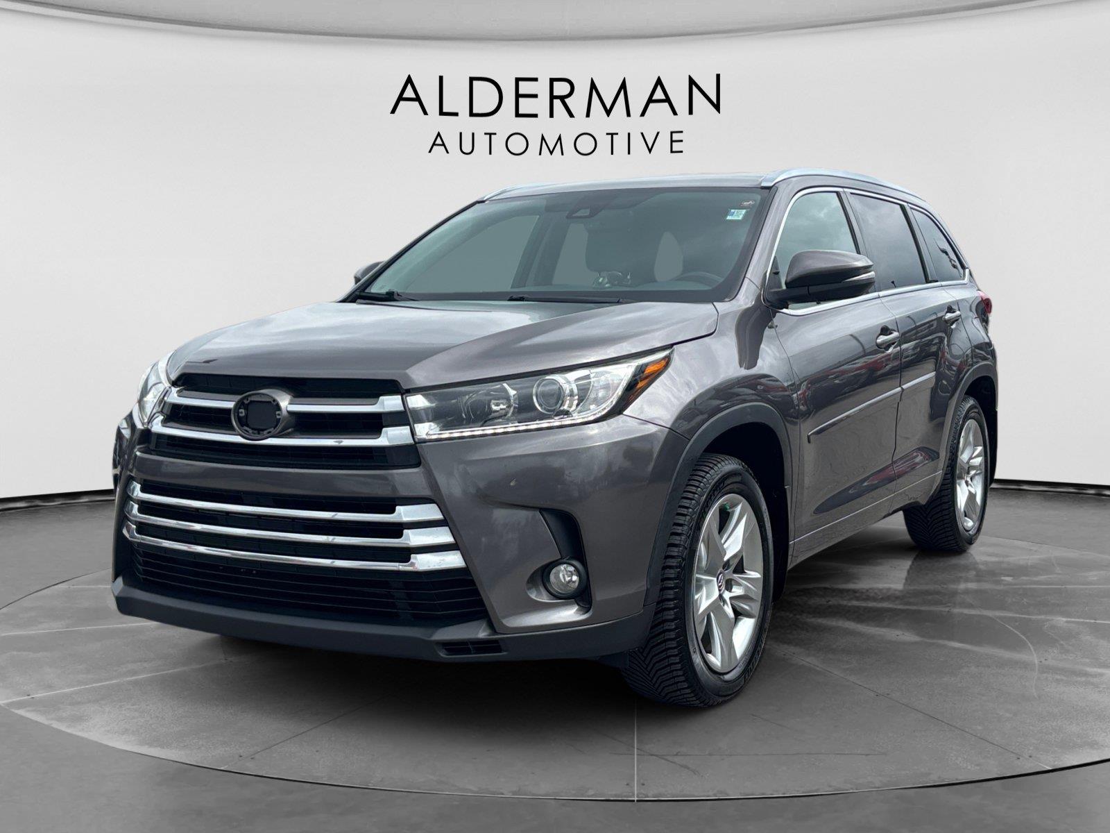 Predawn Gray Mica 2017 Toyota Highlander SUV / Crossover All-Wheel Drive 8-Speed Automatic