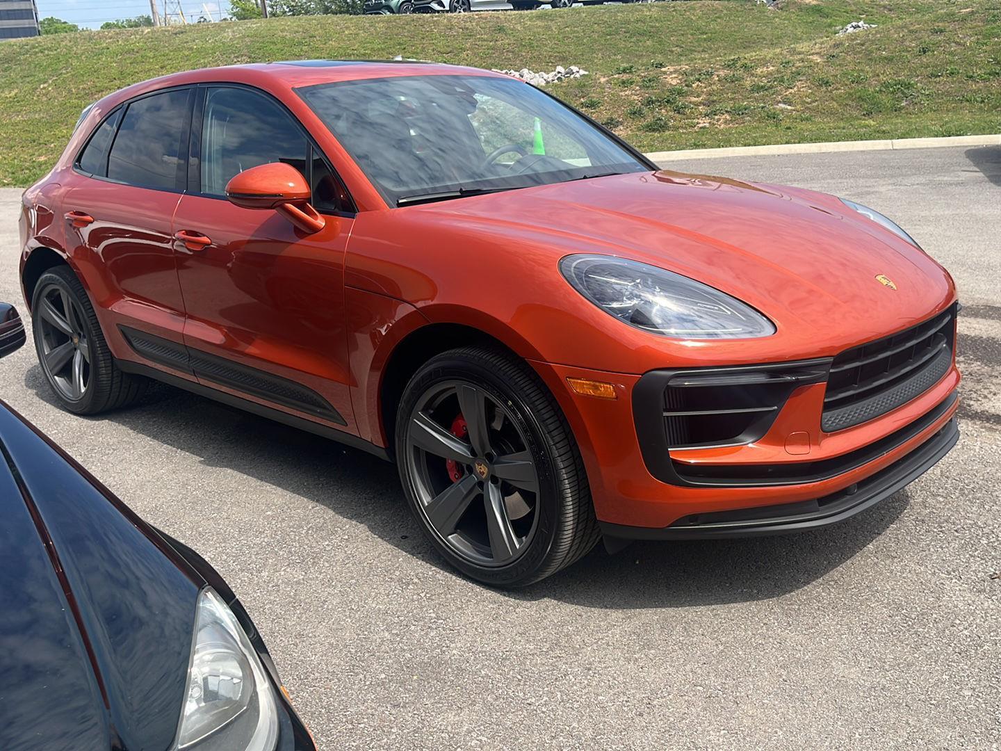 Papaya Metallic 2022 Porsche Macan S AWD SUV / Crossover All-Wheel Drive Automatic