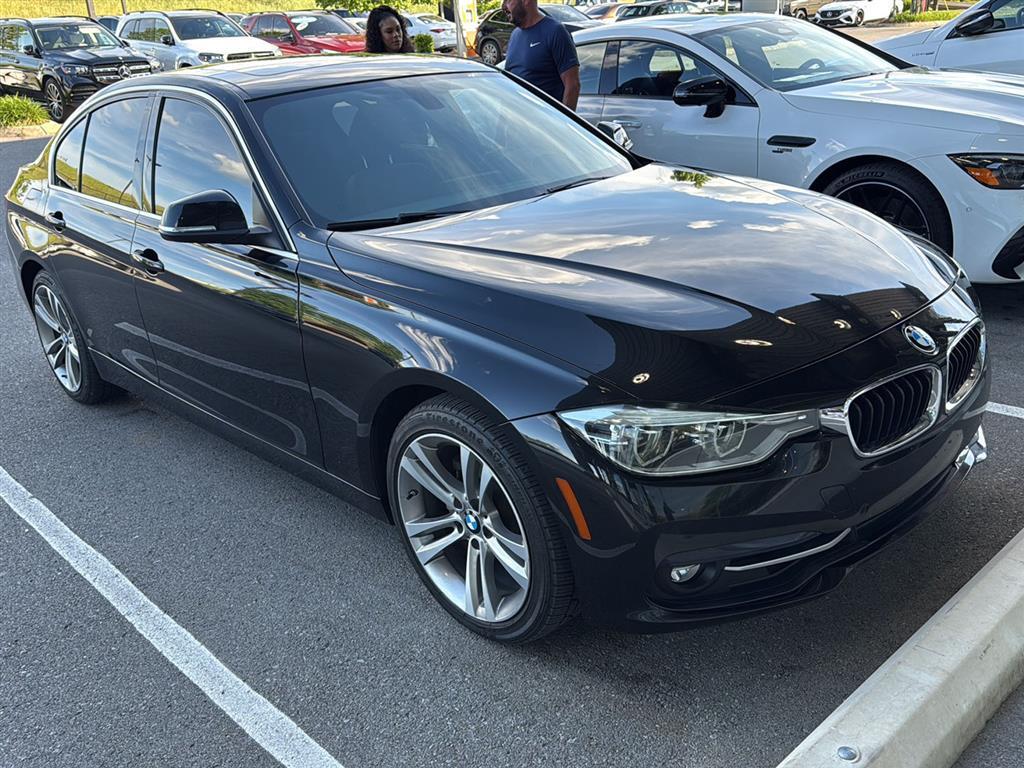 Black Sapphire Metallic 2017 BMW 3 Series 330i Sedan RWD Sedan Rear-Wheel Drive Automatic