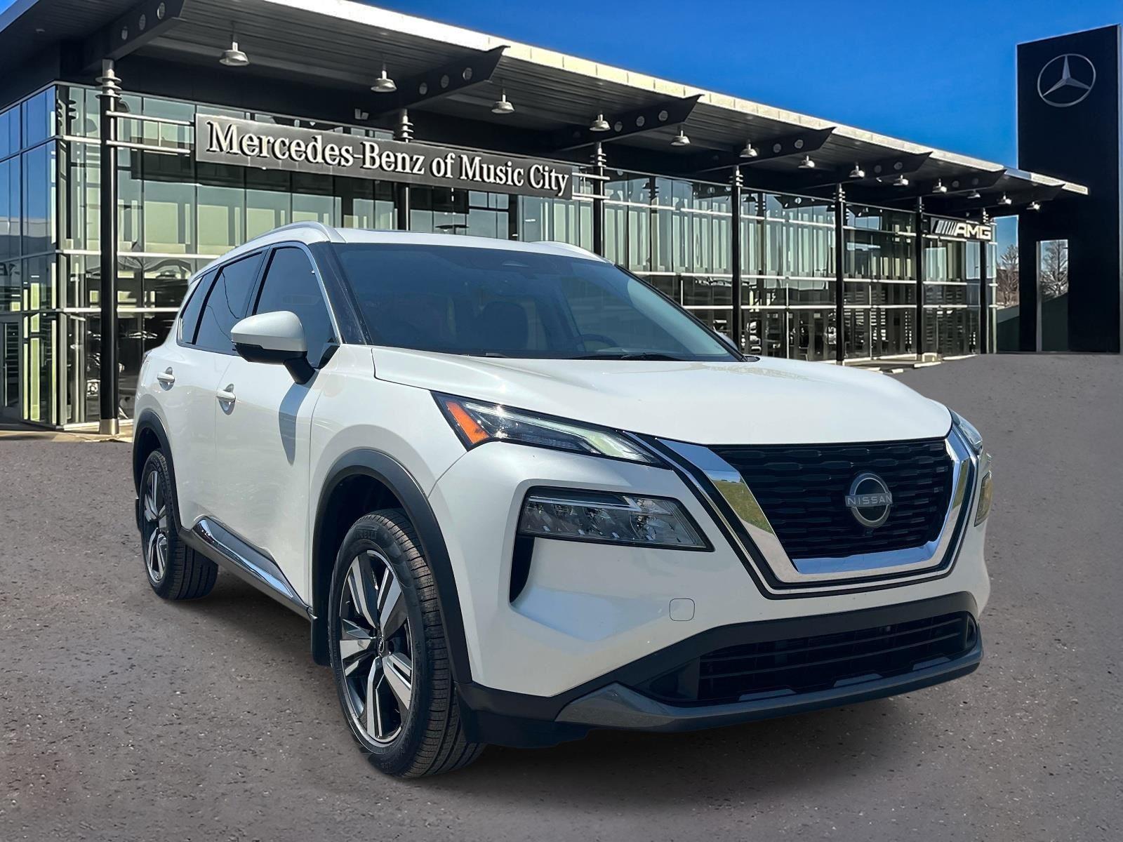 Pearl White Tricoat 2023 Nissan Rogue SL AWD SUV / Crossover All-Wheel Drive Continuously Variable Transmission