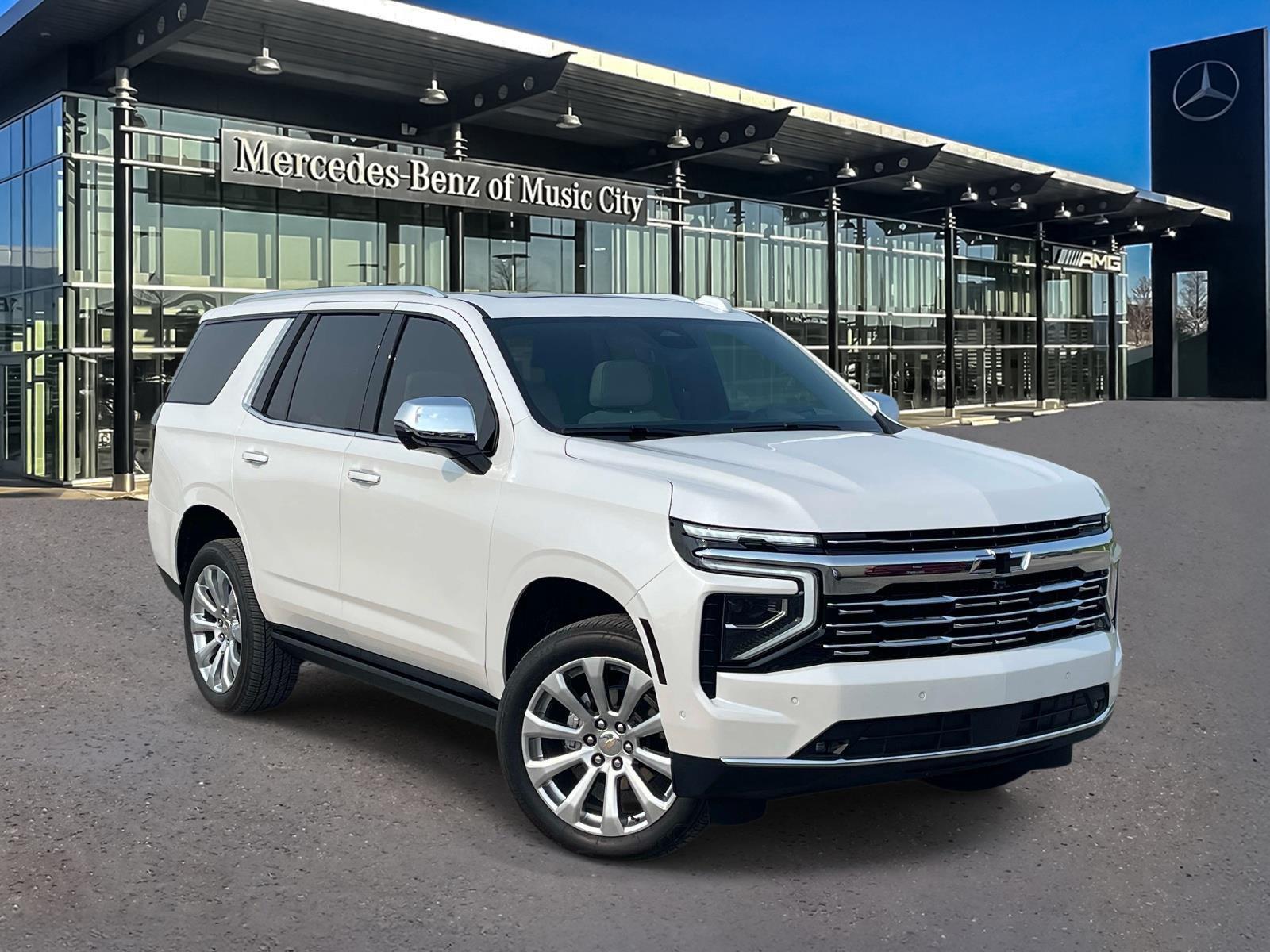 White (Iridescent Pearl Tricoat) 2025 Chevrolet Tahoe SUV / Crossover Four-Wheel Drive Automatic