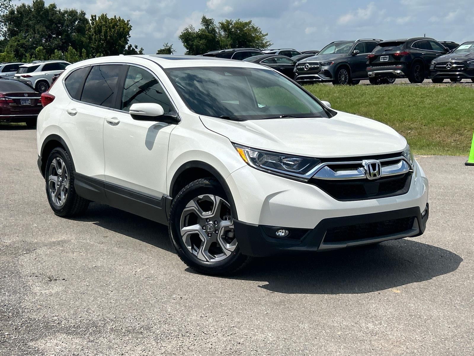 White Diamond Pearl 2018 Honda CR-V SUV / Crossover Front-Wheel Drive Continuously Variable Transmission