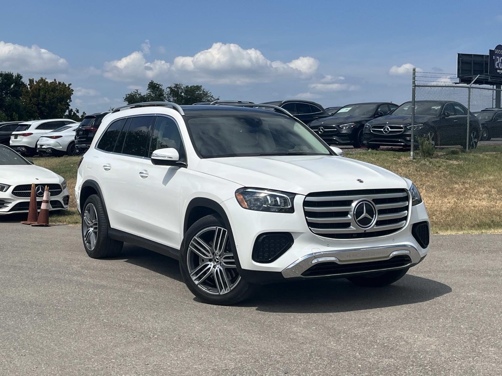 2025 Mercedes-Benz GLS Blanco (MANUFAKTUR Moonlight White Metallic) SUV/Crossover Tracción en las cuatro ruedas Automática