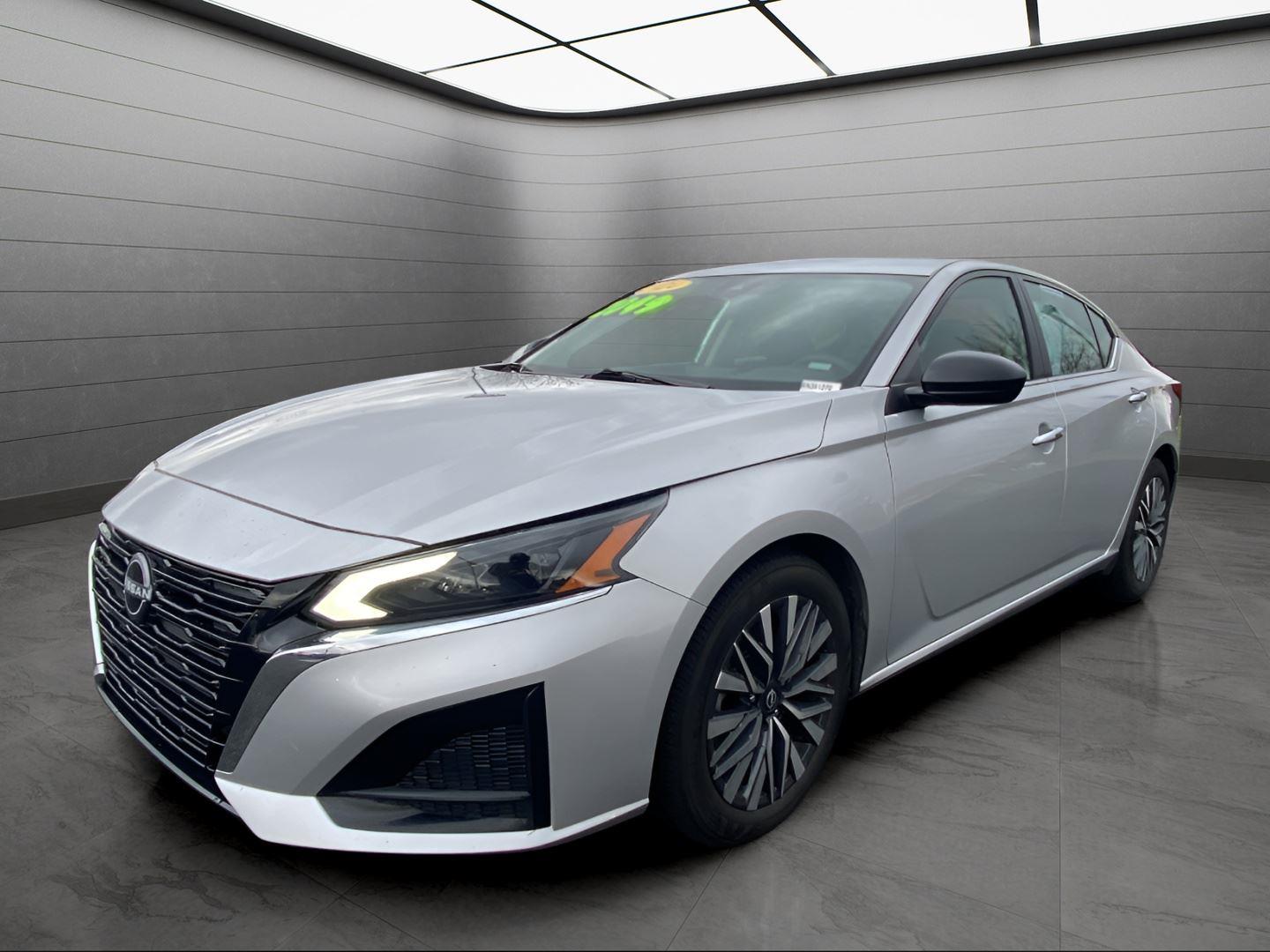 2024 Nissan Altima 2.5 SV FWD