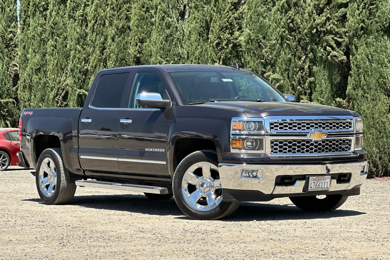 Gray 2015 Chevrolet Silverado 1500 Pickup Truck Four-Wheel Drive Automatic