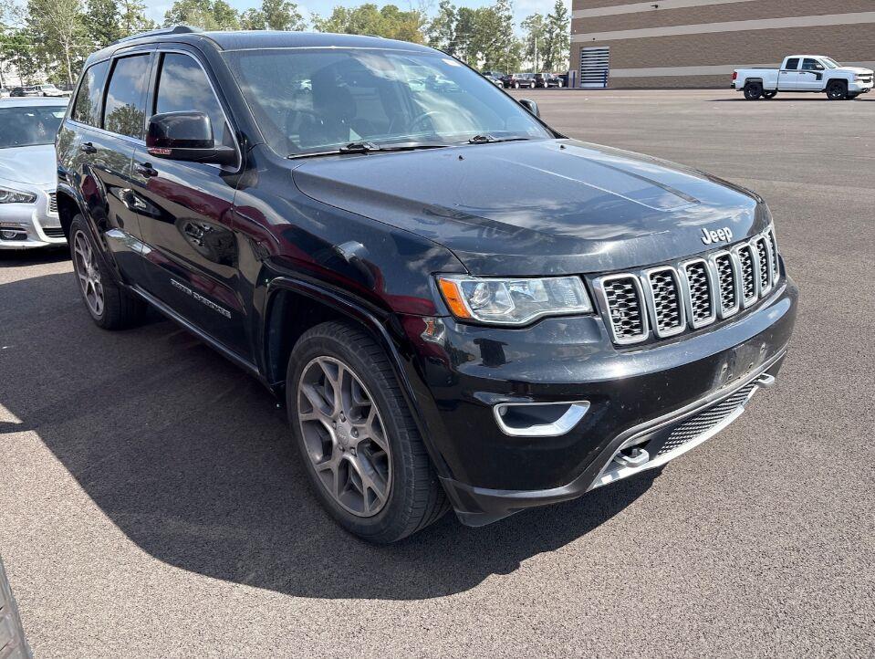  2018 Jeep Grand Cherokee Sterling Edition   