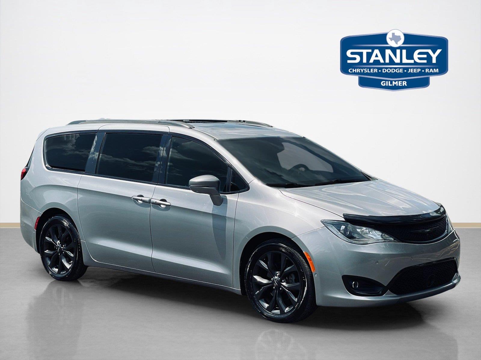 2019 Chrysler Pacifica Limited FWD
