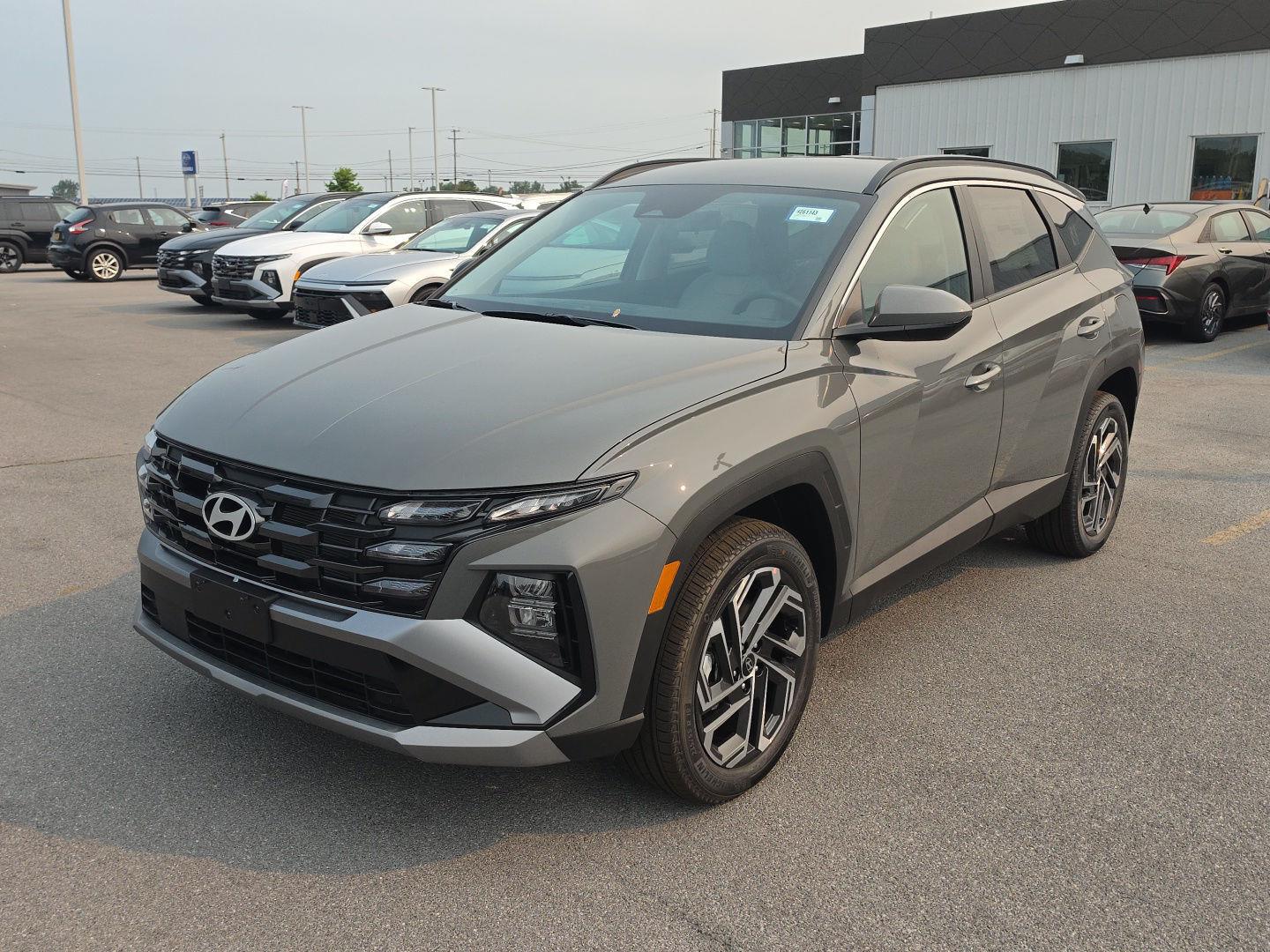 Hampton Gray 2026 Hyundai Tucson SUV / Crossover All-Wheel Drive Automatic