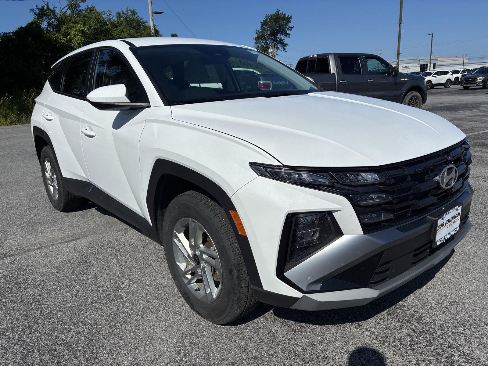Serenity White Pearl 2025 Hyundai Tucson SUV / Crossover All-Wheel Drive Automatic