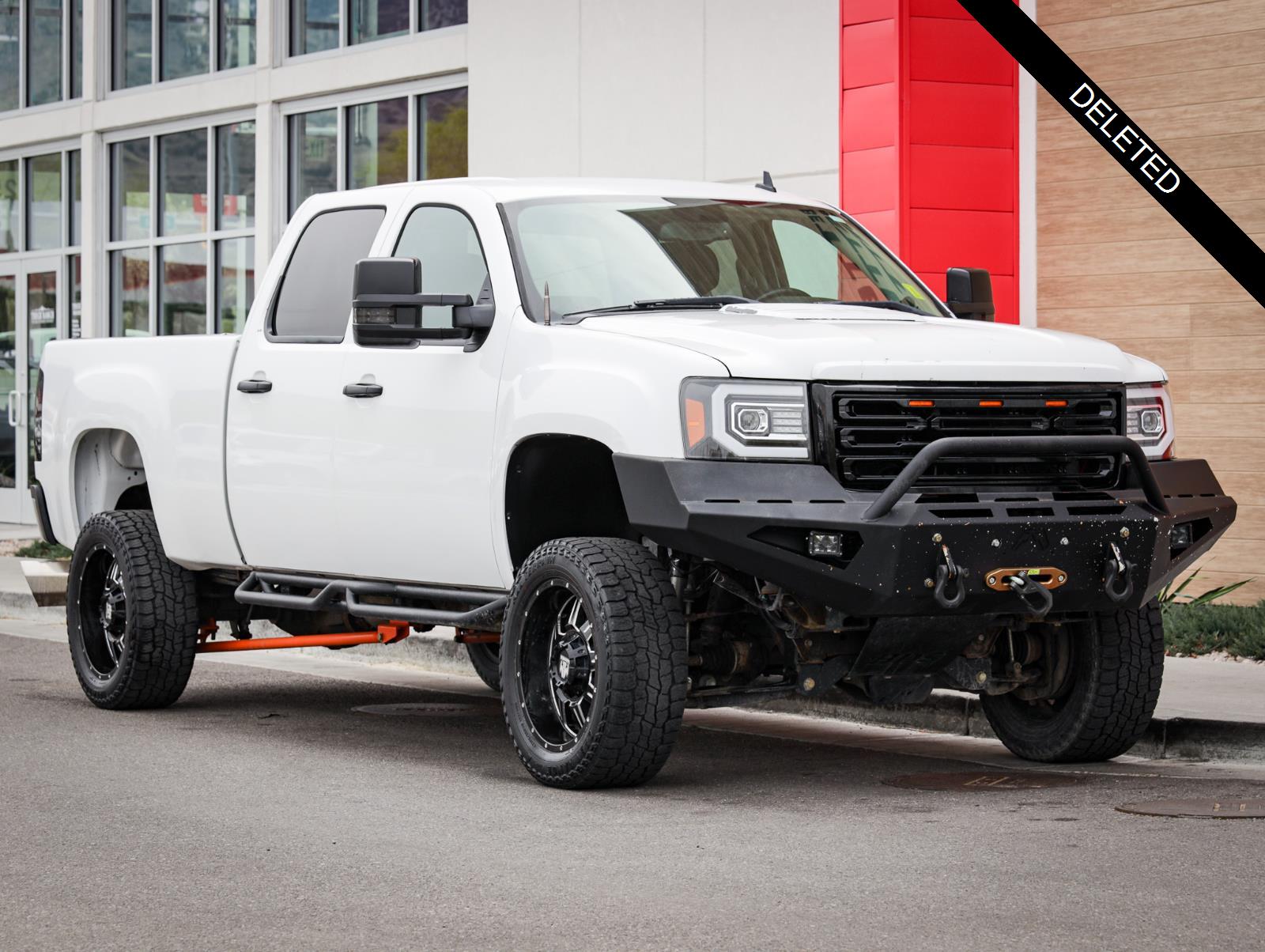 Summit White 2013 GMC Sierra 2500HD SLE Crew Cab SB 4WD Pickup Truck Four-Wheel Drive 6-Speed Automatic
