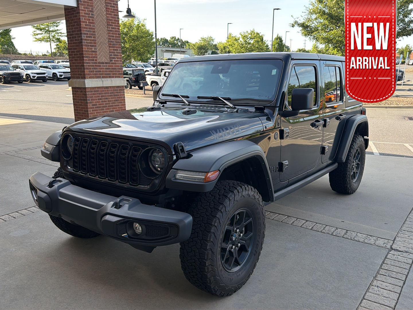 Black Clearcoat 2024 Jeep Wrangler Willys 4-Door 4WD SUV / Crossover Four-Wheel Drive 8-Speed Automatic