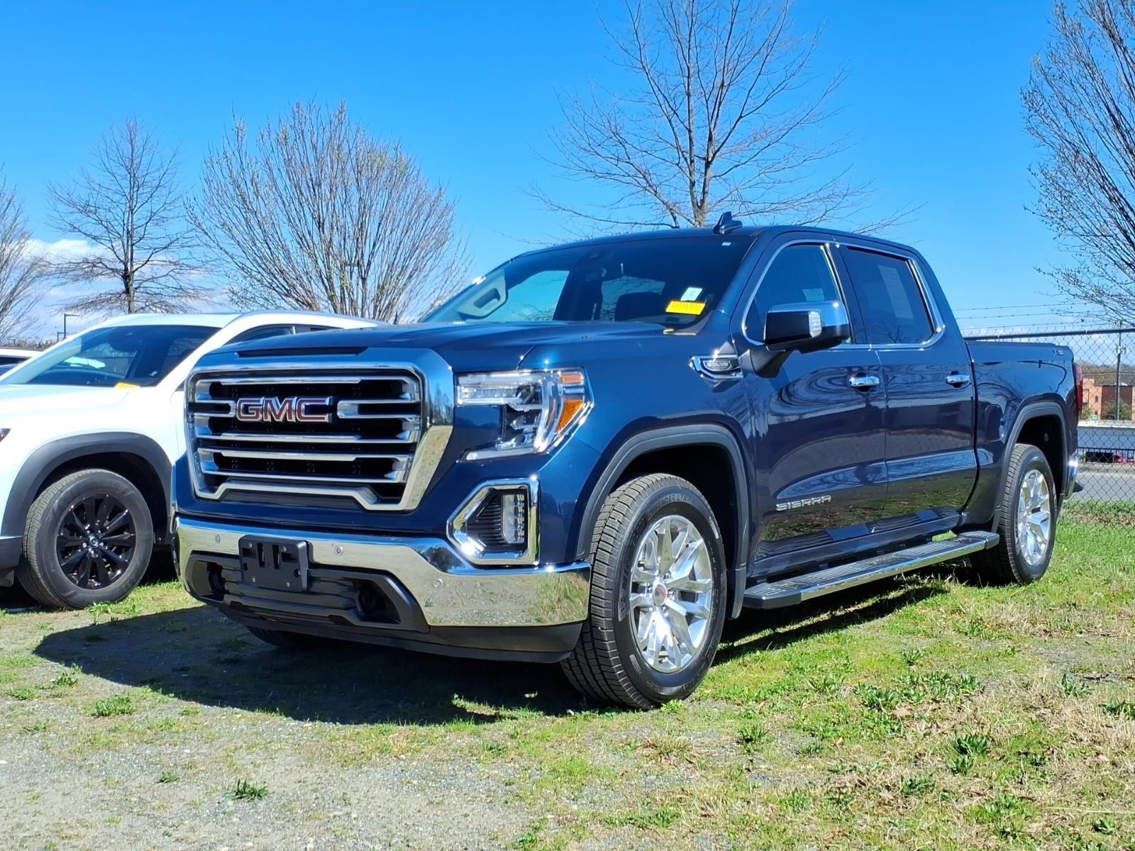 2022 GMC Sierra 1500 Limited SLT Crew Cab 4WD