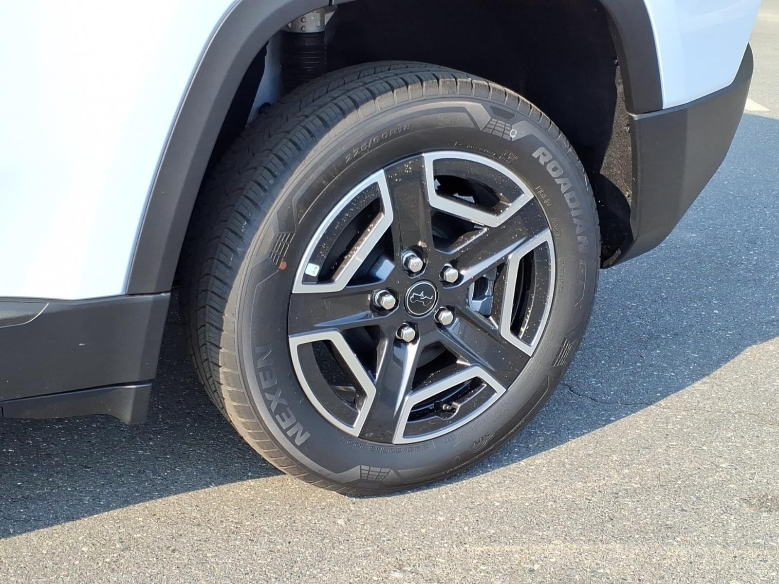 New 2026 Bright White Clearcoat Jeep Laredo image 11
