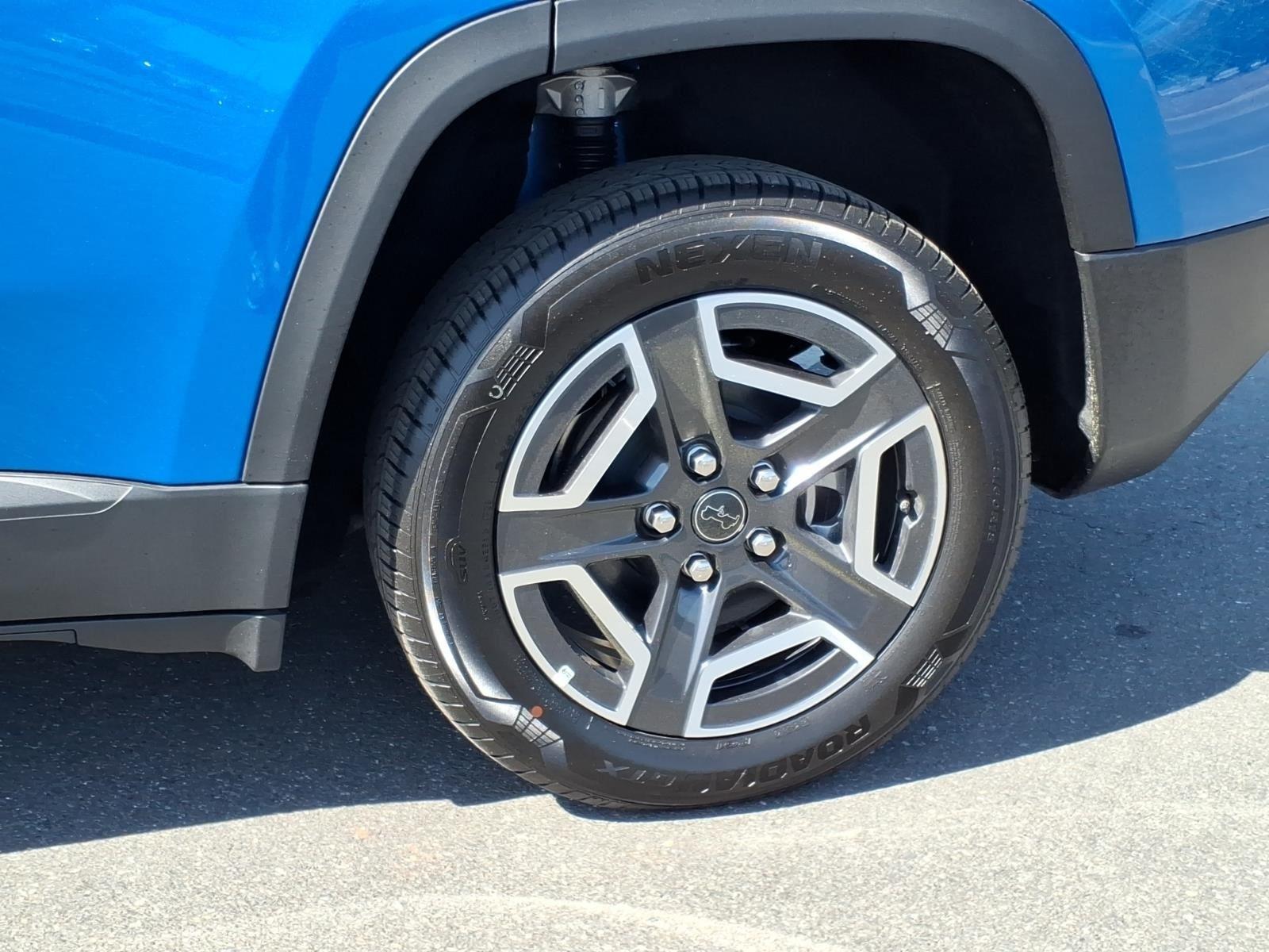 New 2026 PBJ Hydro Blue Pearl Coat JEEP  image 11