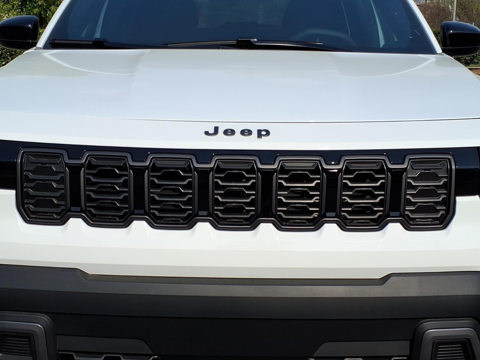 New 2026 Bright White Clearcoat Jeep Laredo image 13