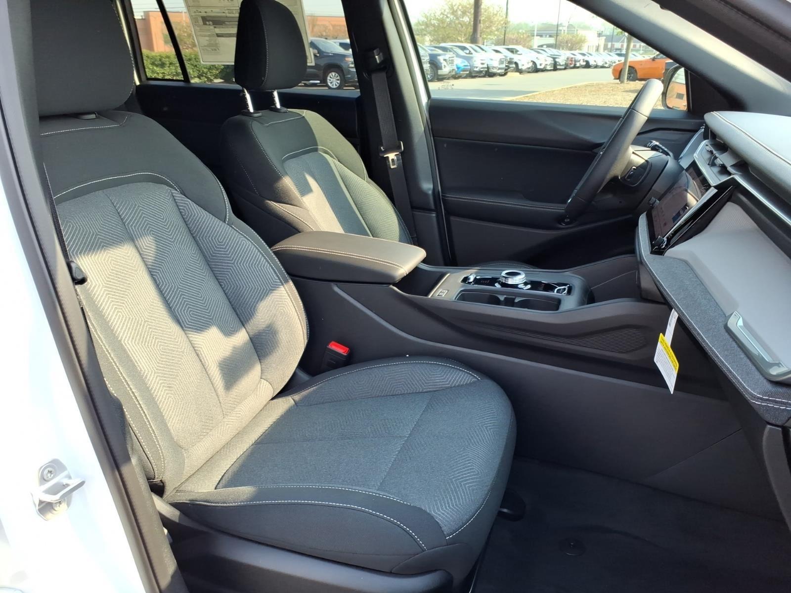 New 2026 Bright White Clearcoat Jeep Laredo image 18