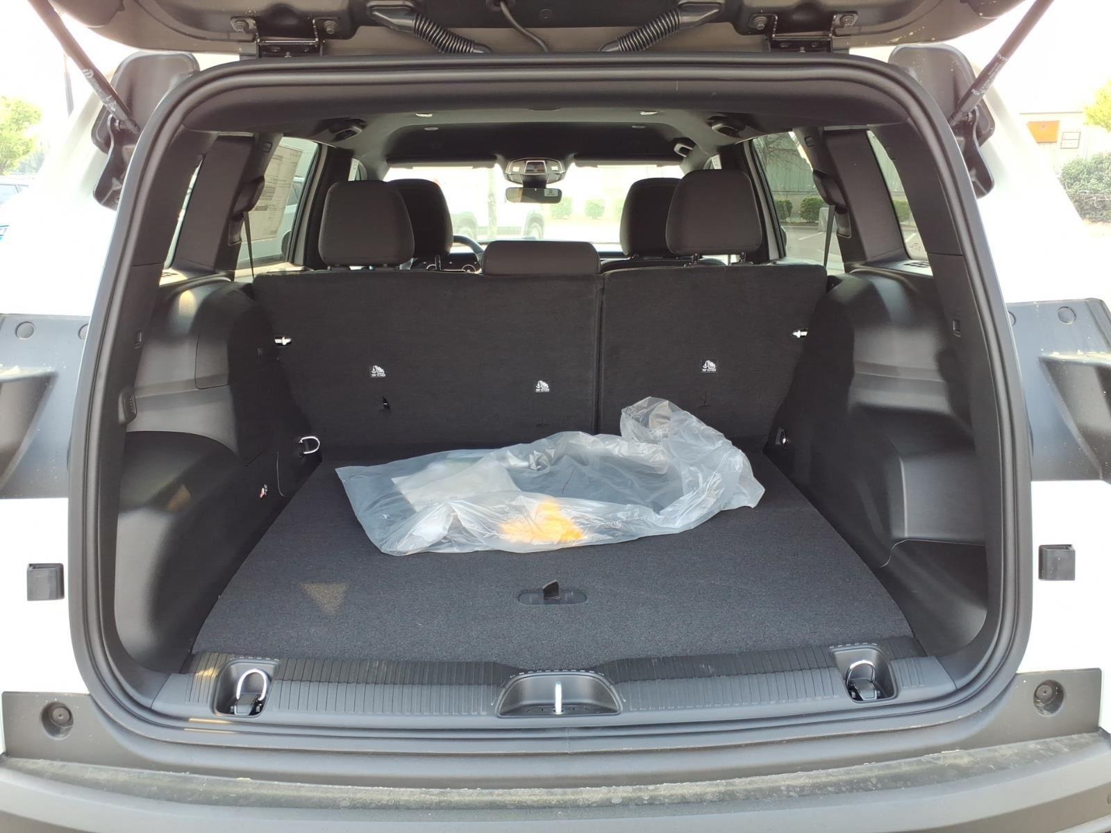 New 2026 Bright White Clearcoat Jeep Laredo image 30