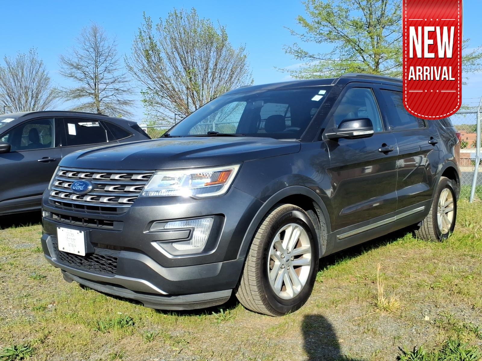 Gray (Magnetic) 2017 Ford Explorer XLT SUV / Crossover Front-Wheel Drive 6-Speed Automatic