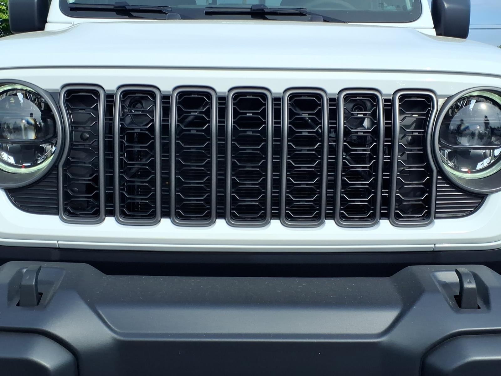 New 2026 Bright White Clearcoat Jeep Sahara image 15