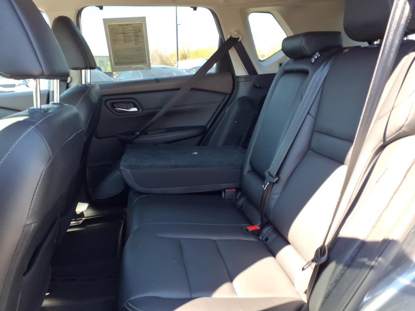 Used 2022 Gun Metallic NISSAN SL image 15