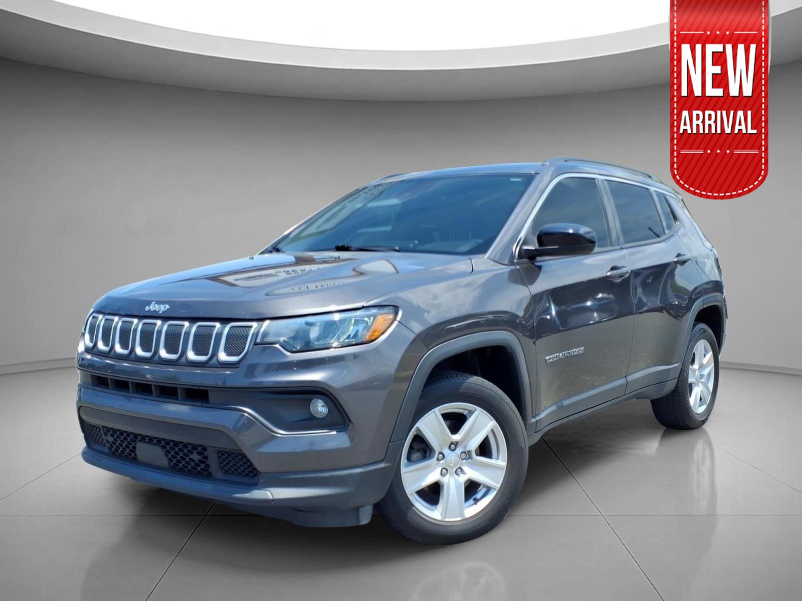 Gray (Granite Crystal Metallic Clearcoat) 2022 Jeep Compass SUV / Crossover Four-Wheel Drive 9-Speed Automatic