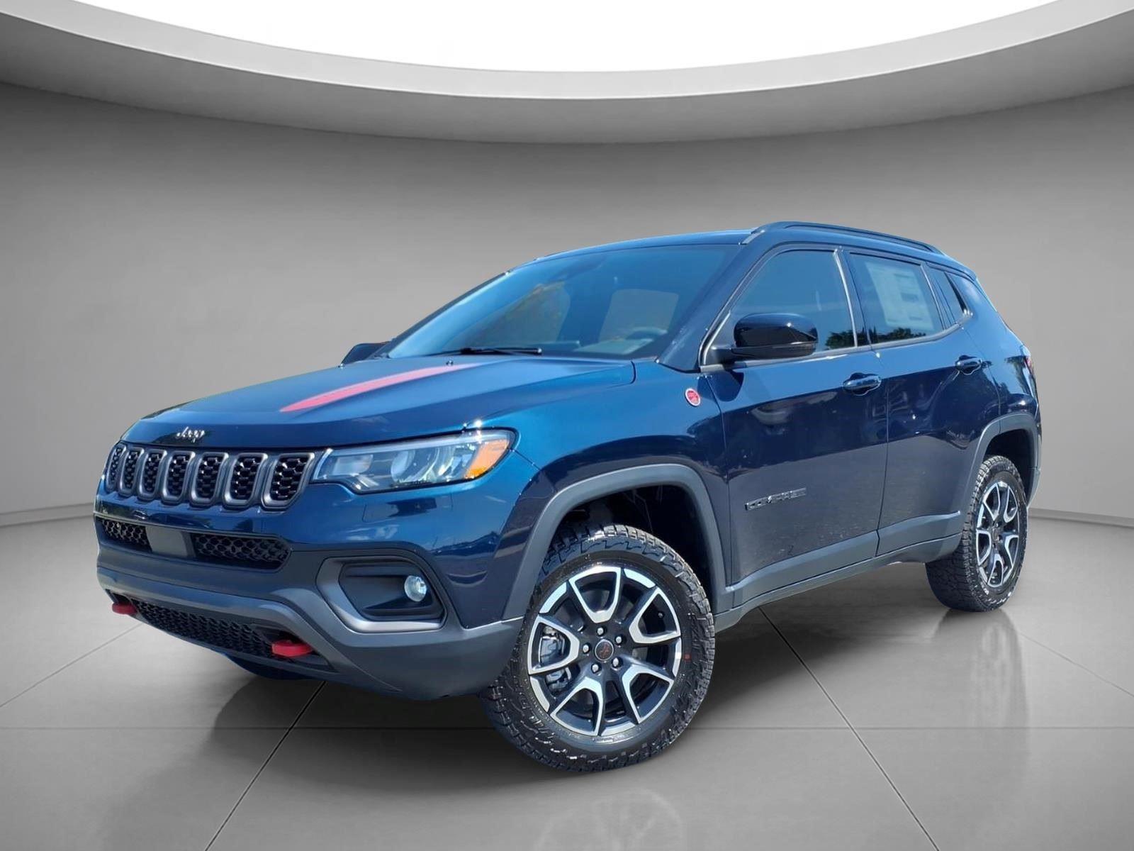 Fathom Blue Pearl Coat 2026 Jeep Compass SUV / Crossover Four-Wheel Drive 8-Speed Automatic