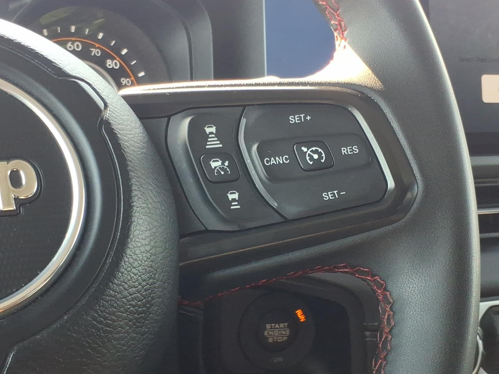 Used 2025 Granite Crystal Metallic Clearcoat Jeep Rubicon image 29