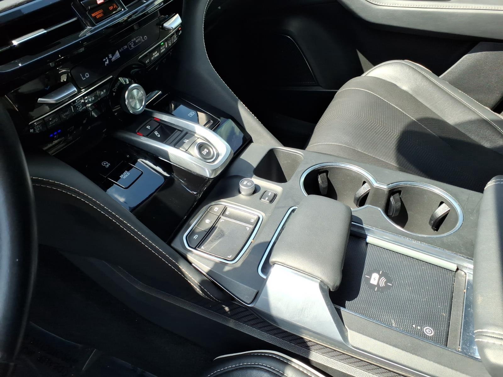 Used 2022 Platinum White Pearl Acura SH-AWD w/Advance image 24