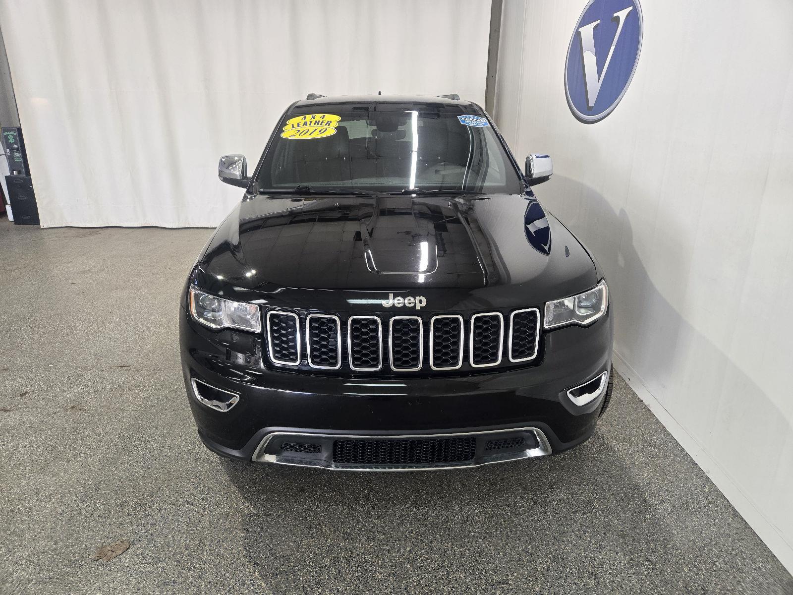 2019 Jeep Grand Cherokee Limited's photo