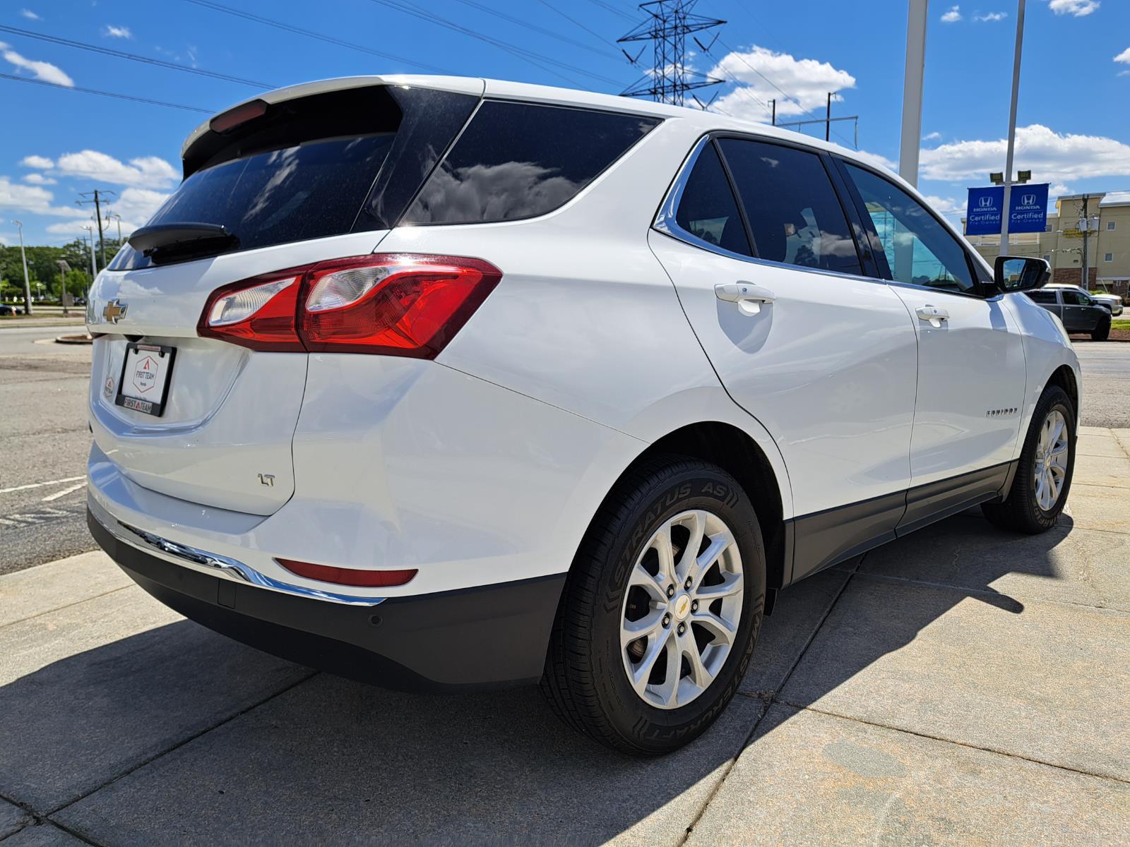2019 Chevrolet Equinox LT SUV Front Wheel Drive mobile thumbnail 4