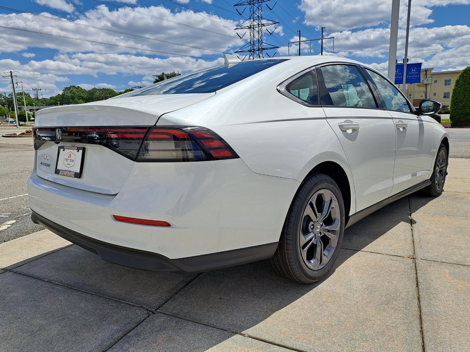 2023 Honda Accord Sedan EX Sedan 4 Dr. FrontWheelDrive 4