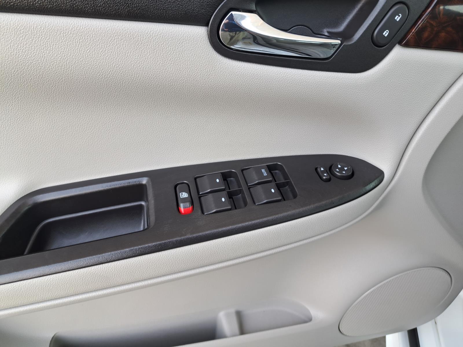 2015 Chevrolet Impala Limited LS Sedan 4 Dr. Front Wheel Drive 18