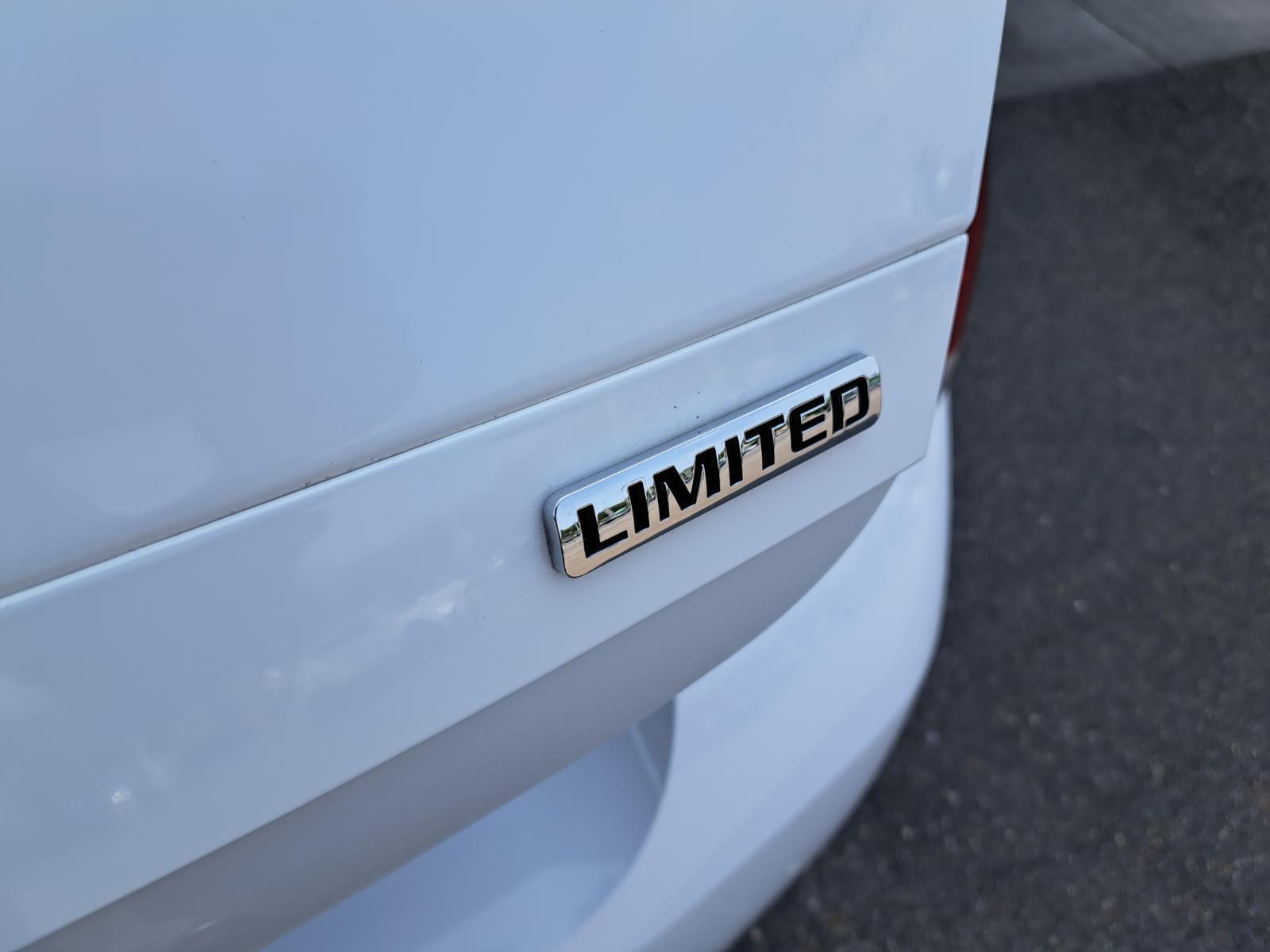 2015 Chevrolet Impala Limited LS Sedan 4 Dr. Front Wheel Drive thumbnail 48