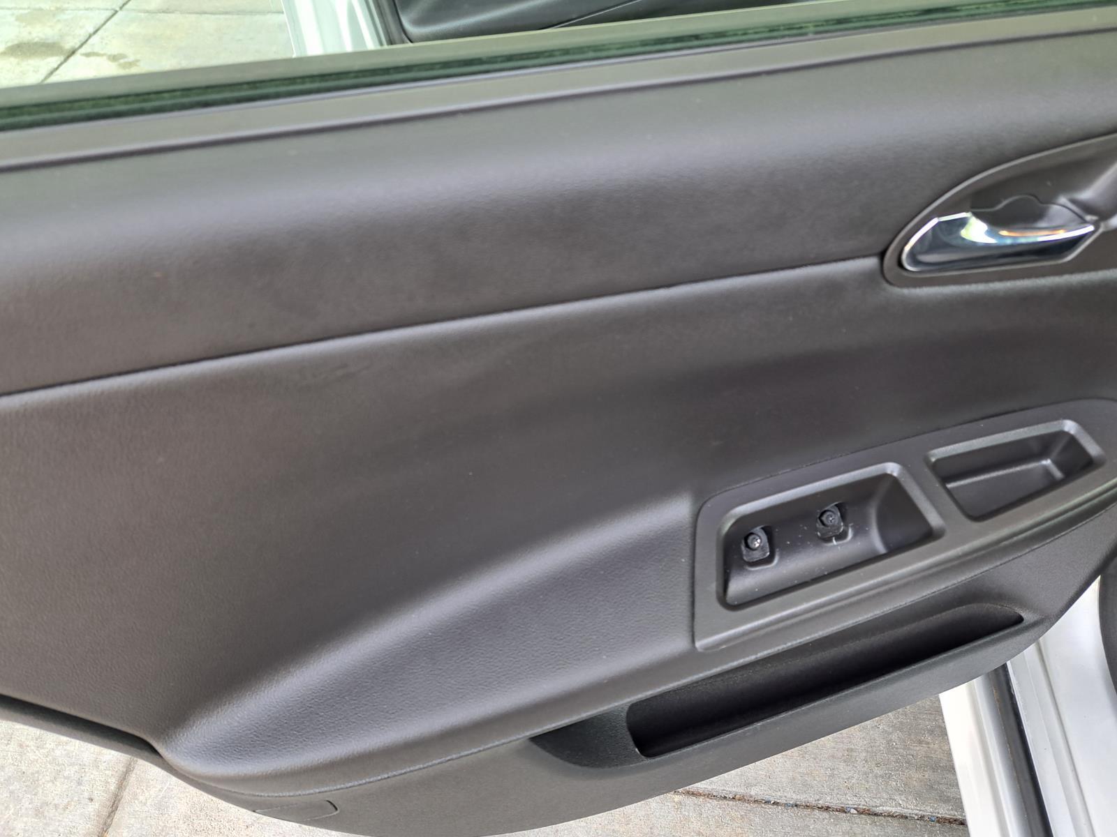 2014 Chevrolet Impala Limited LS Sedan 4 Dr. Front Wheel Drive thumbnail 46