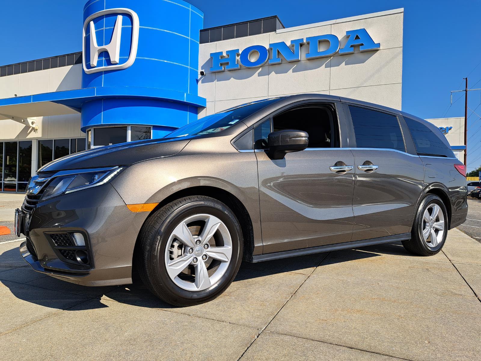 2020 Honda Odyssey EX Sports Van Front Wheel Drive