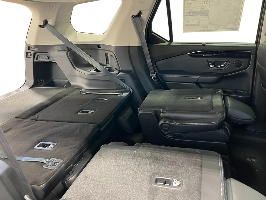 2024 Honda Pilot EX-L 7 Passenger SUV All Wheel Drive 37