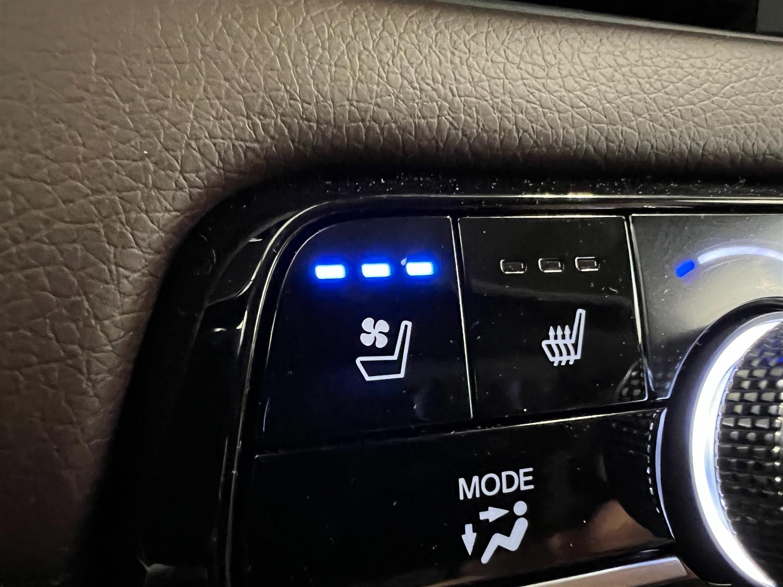 2024 HONDA PILOT Elite Utility  27