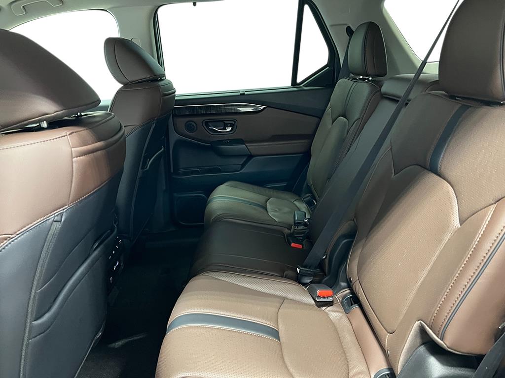 2024 HONDA PILOT Elite Utility  32