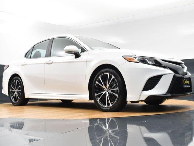 Preowned 2019 TOYOTA CAMRY HYBRID Hybrid SE for sale by CarVision of Trooper in Trooper, PA