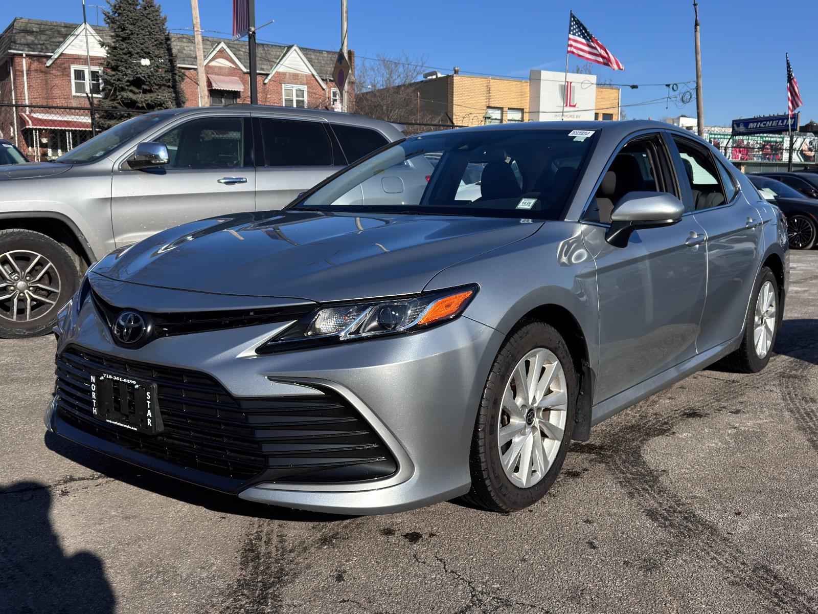 2022 Toyota Camry LE AWD