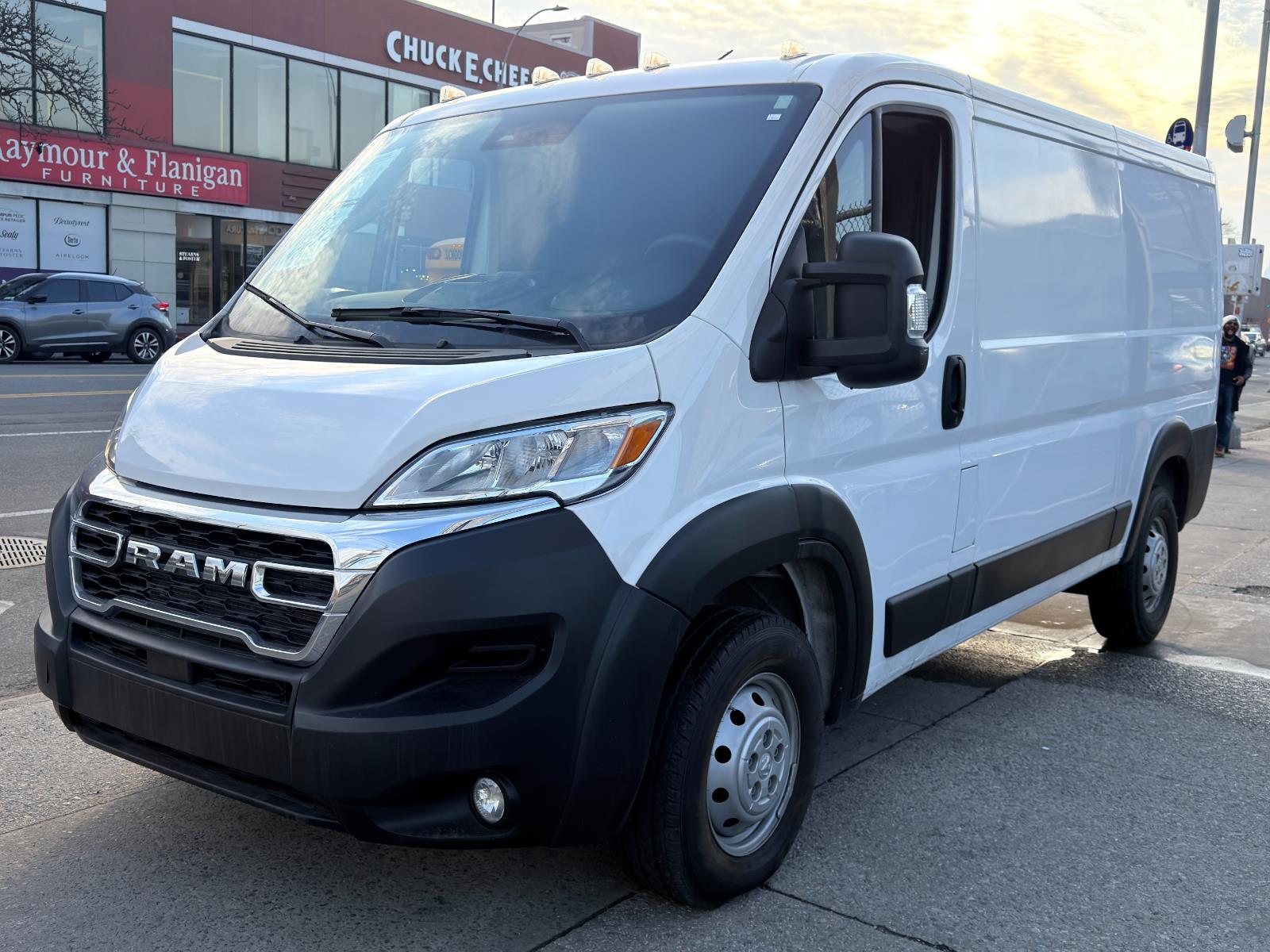 2023 RAM ProMaster 2500 136 Low Roof Cargo Van FWD