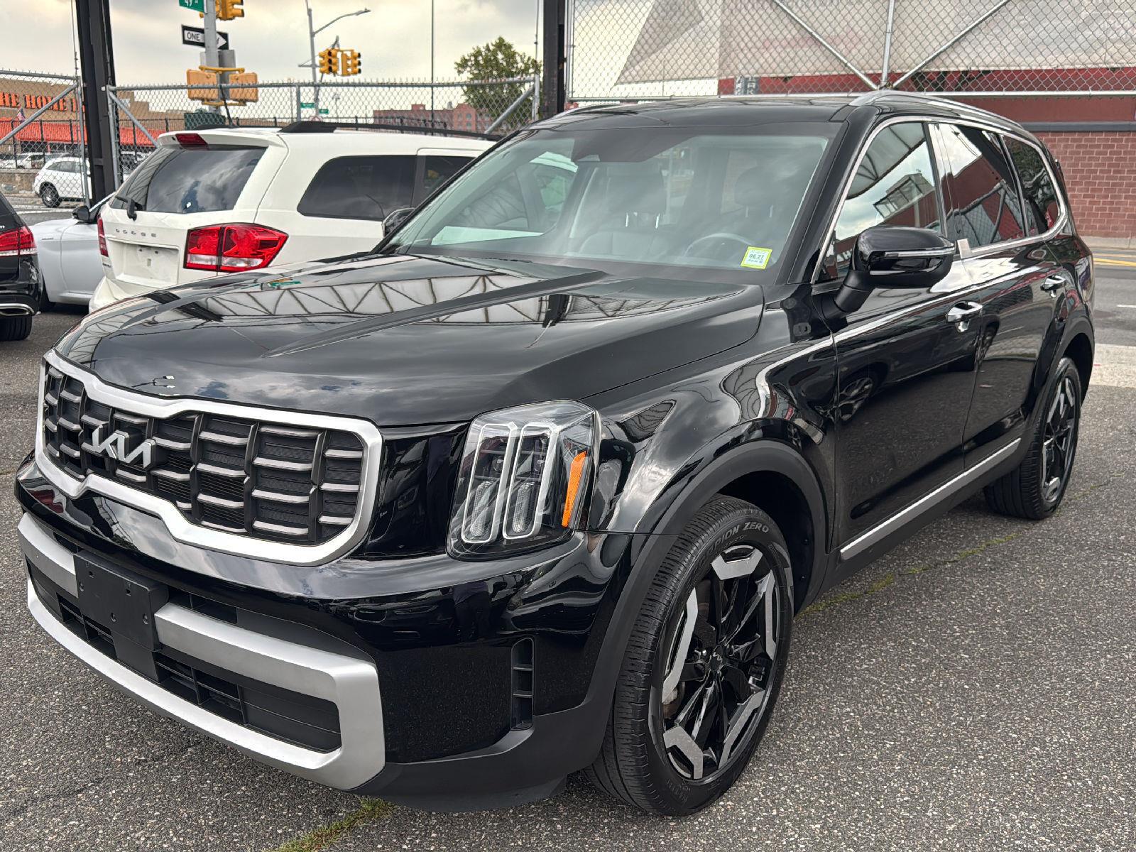 Ebony Black 2023 Kia Telluride SUV / Crossover All-Wheel Drive Automatic