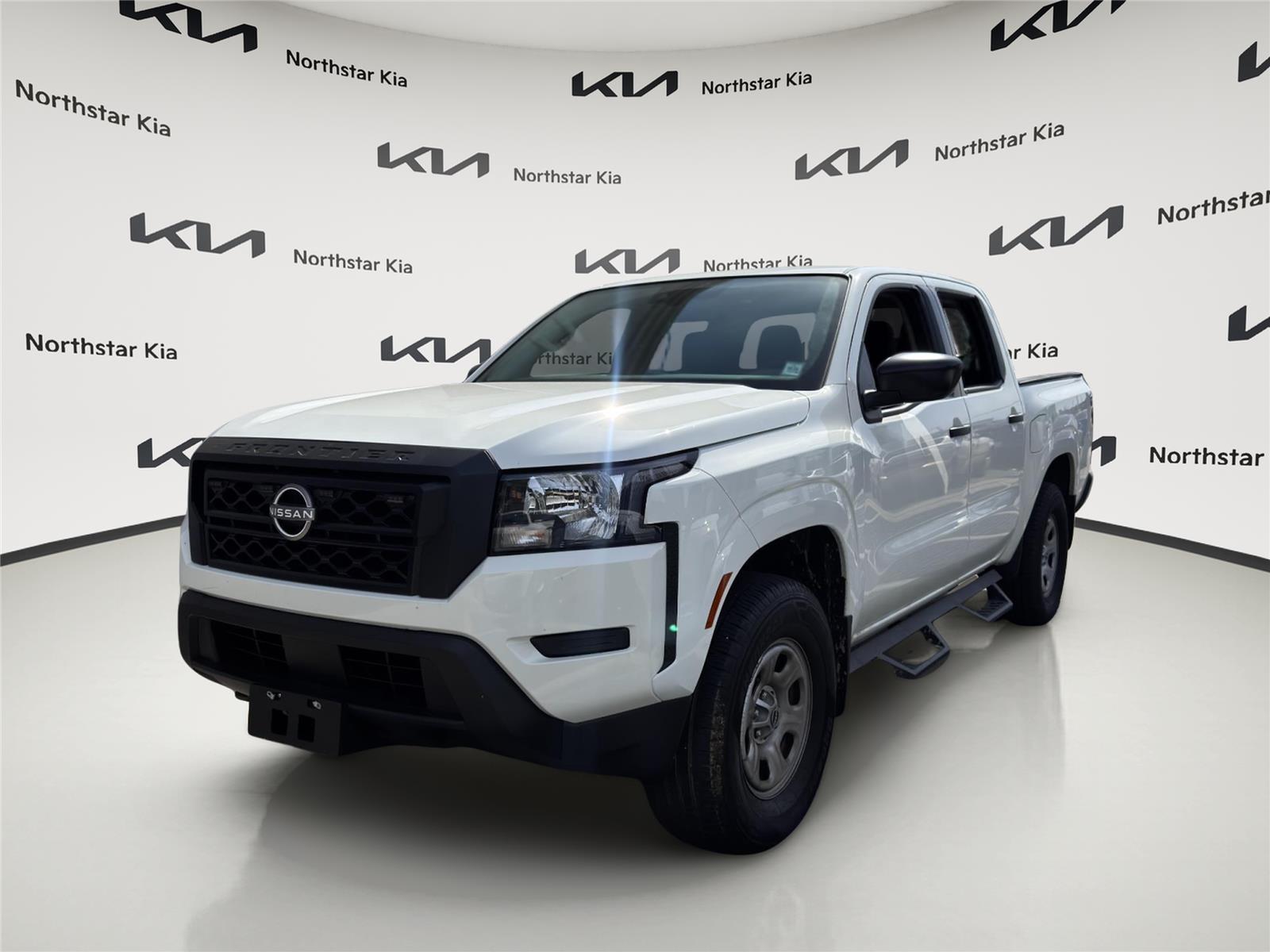 2024 Nissan Frontier S Crew Cab 4WD