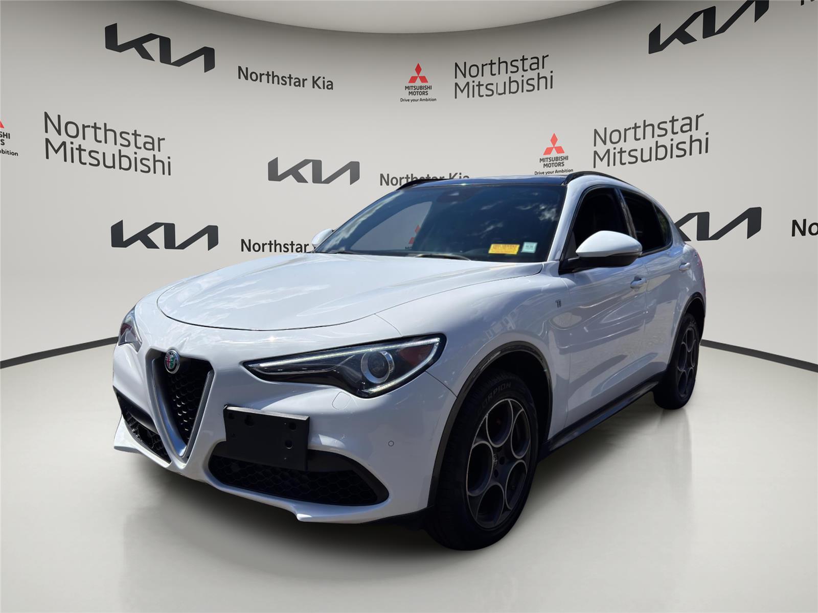 2022 Alfa Romeo Stelvio Ti AWD