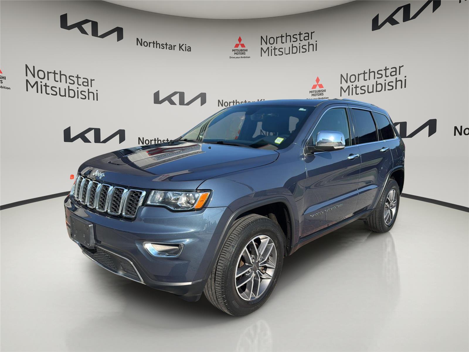 Slate Blue Pearlcoat 2020 Jeep Grand Cherokee Limited 4WD SUV / Crossover Four-Wheel Drive 8-Speed Automatic