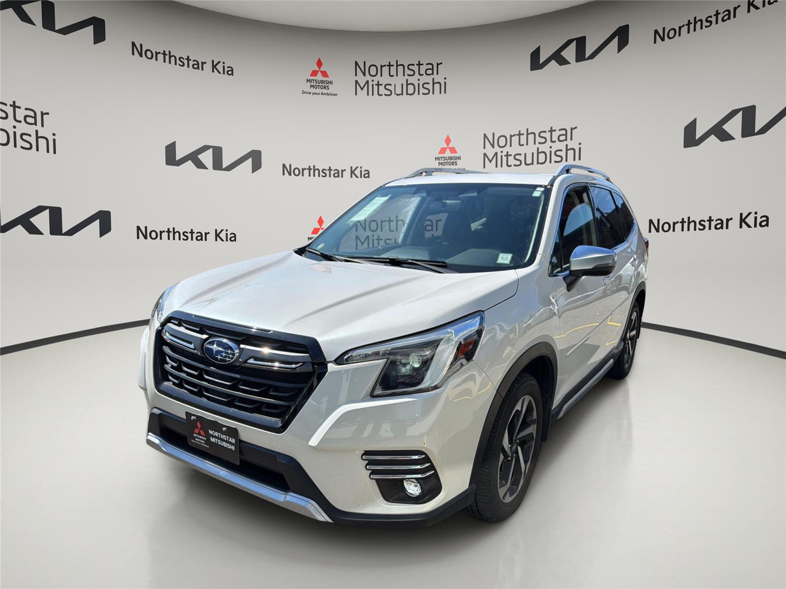 Crystal White Pearl 2022 Subaru Forester Touring Crossover AWD SUV / Crossover All-Wheel Drive Automatic