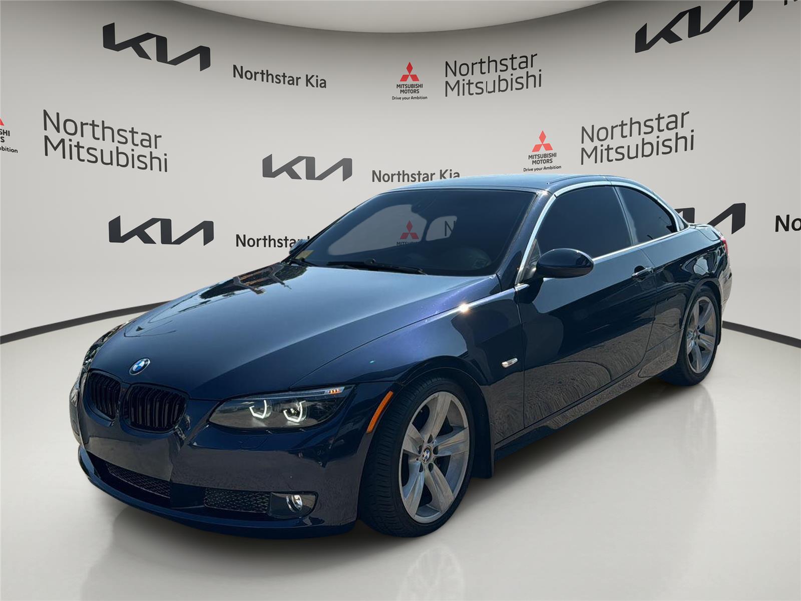 Monaco Blue Metallic 2009 BMW 3 Series Convertible Rear-Wheel Drive 6-Speed Manual