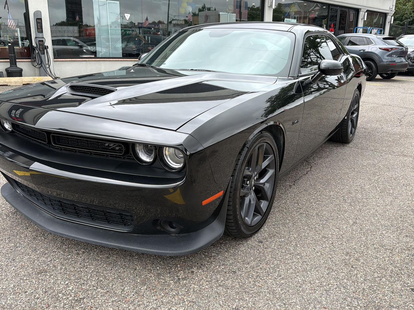 Pitch Black Clearcoat 2023 Dodge Challenger Coupe Rear-Wheel Drive 8-Speed Automatic