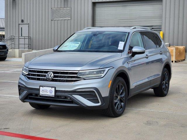 2024 Volkswagen Tiguan SE 2